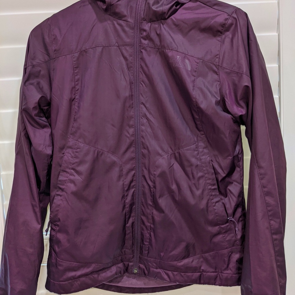North Face Womens lined jacket with hood